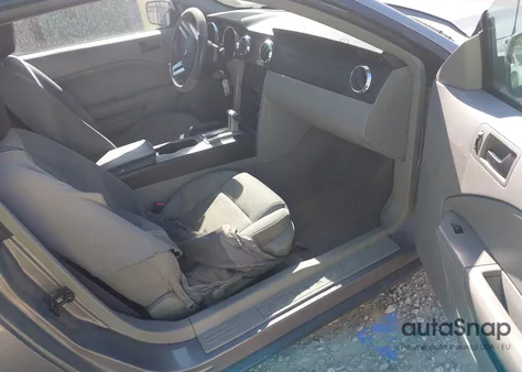 2006 Ford Mustang V6 from USA, damaged, VIN 1ZVFT80NX65130436